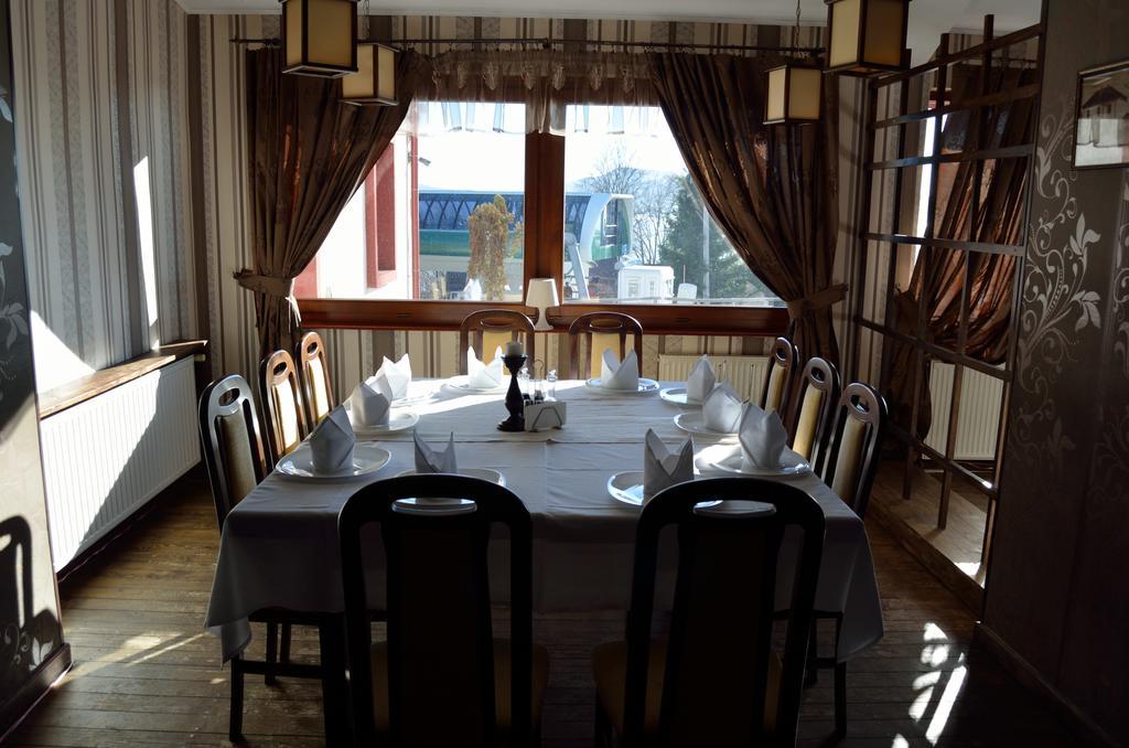 Hotel Rusu Petroşani Exteriér fotografie