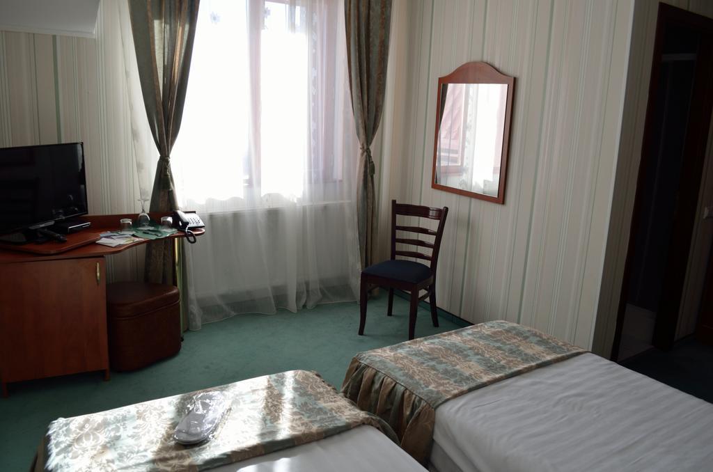 Hotel Rusu Petroşani Exteriér fotografie